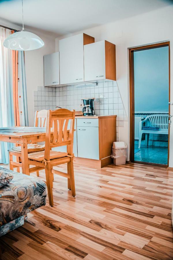 Ferienhaus Arneitz ฟาคอัมซี ภายนอก รูปภาพ